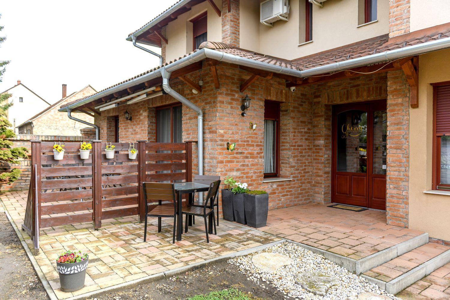 Cherry Apartmanház Sárvár Exteriér fotografie