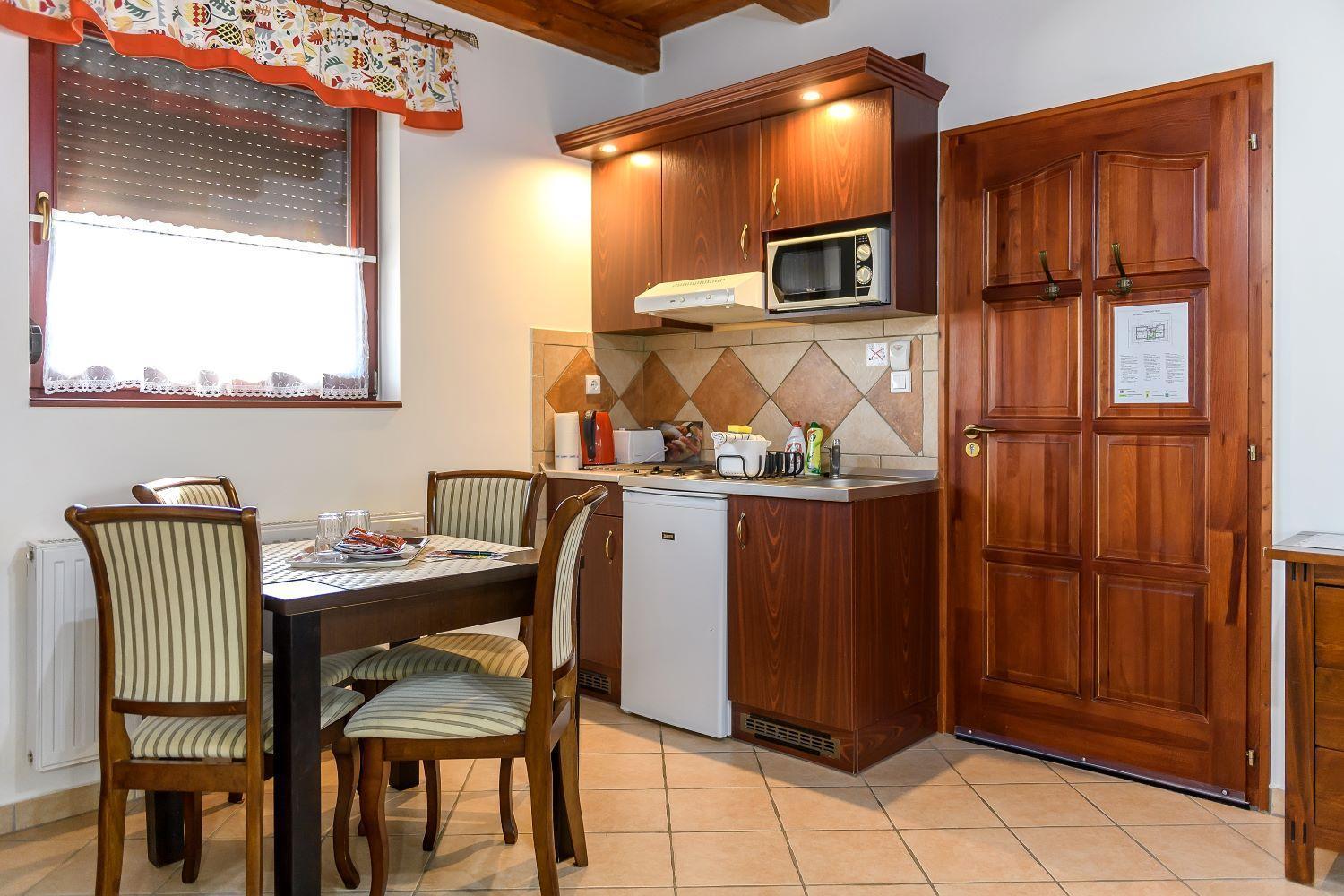 Cherry Apartmanház Sárvár Exteriér fotografie